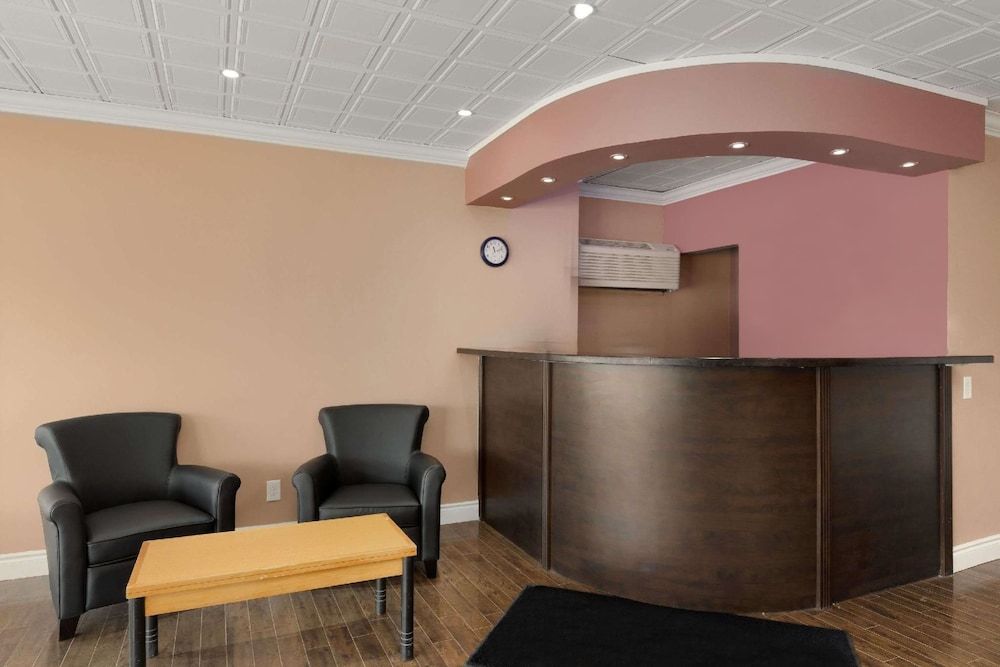 Knights Inn Orangeville 2