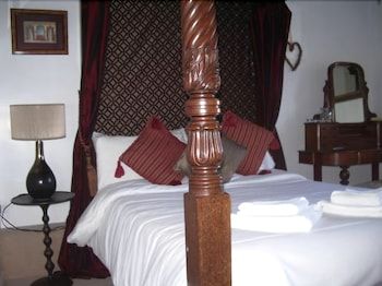 The Bear Inn & Hotel 3