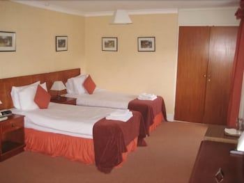 The Rest and Be Thankful Inn 2