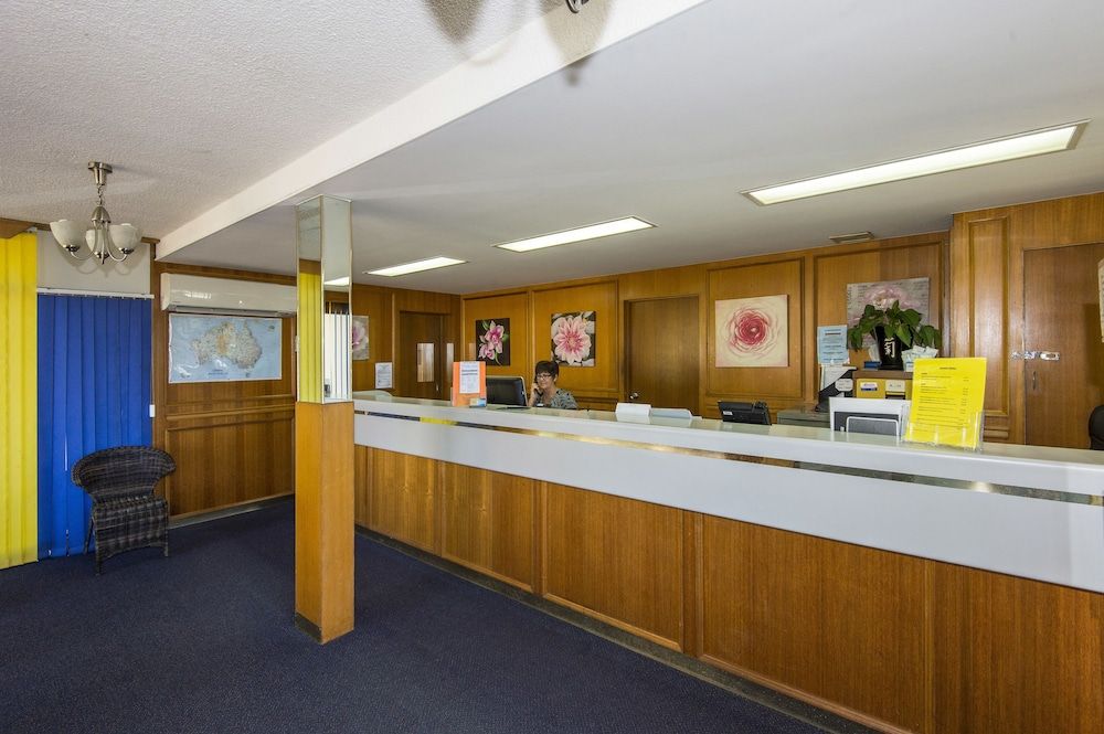 Mid City Motor Inn 2