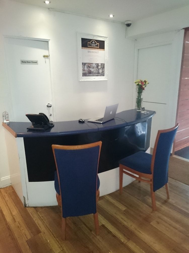 Livingston Lodge Hotel 3