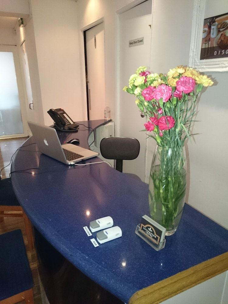 Livingston Lodge Hotel 2