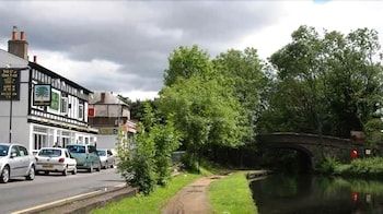 The Old Oak Tree Inn 2 stelle a Southall