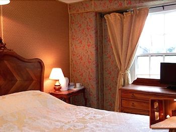 The Bridge Street Historic Guest House 3