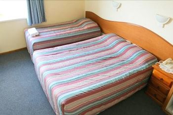 Marquis Hotel Motel 2