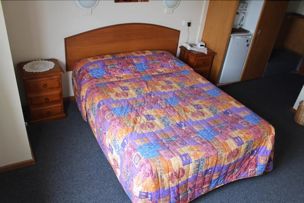 Marquis Hotel Motel 3