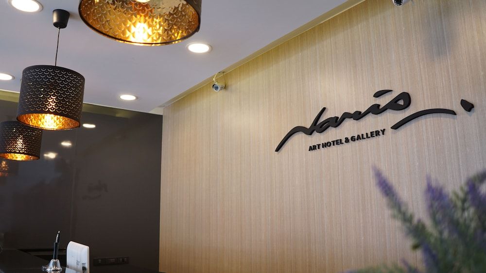 Naris Art Hotel 1