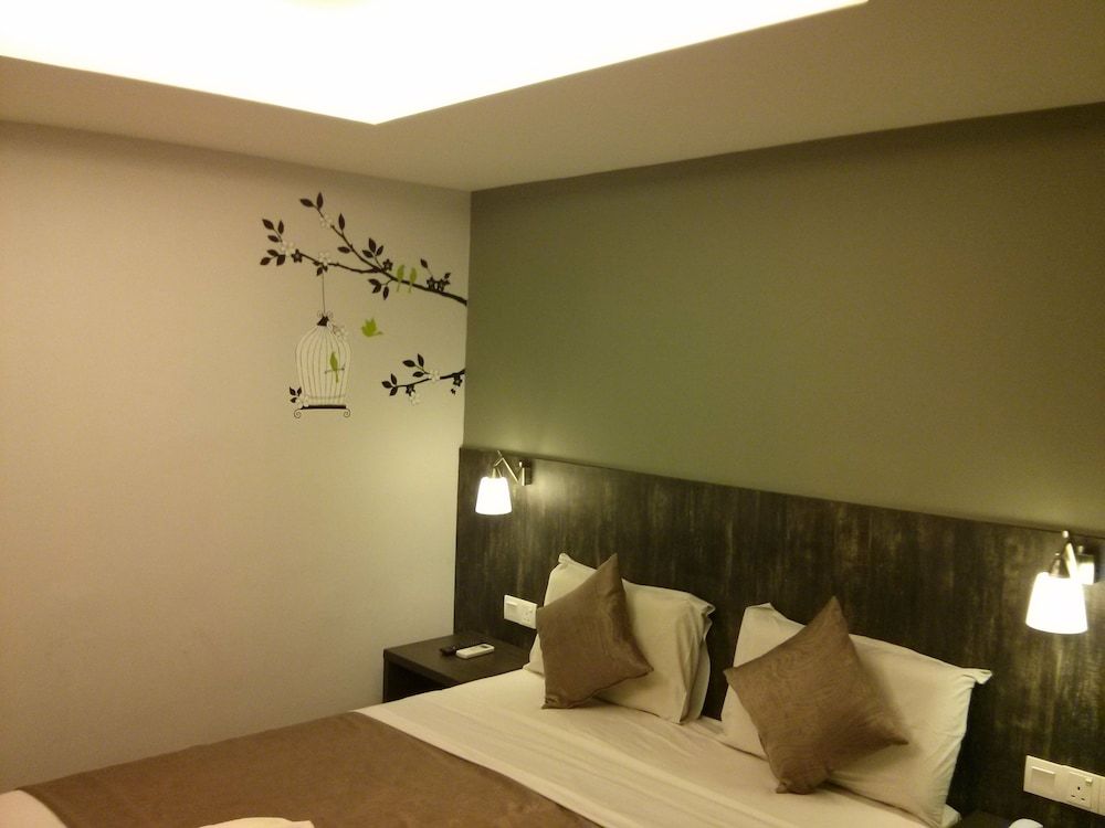 K Hotel 3