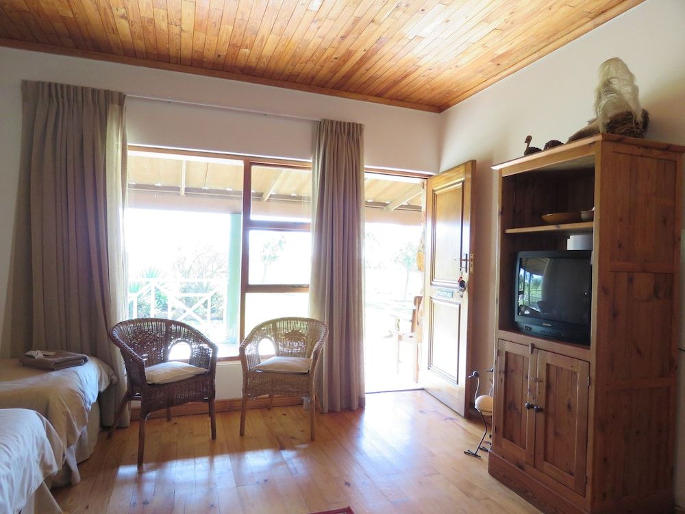 Mentors Country Estate 3