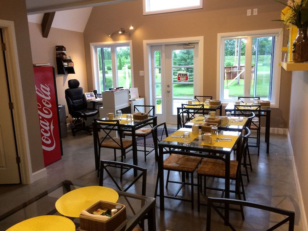 Motel Fleur de Lys 2