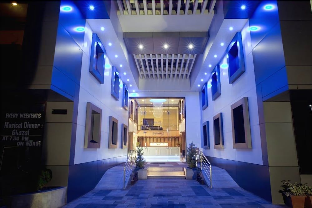 Hotel Pookodans International 2