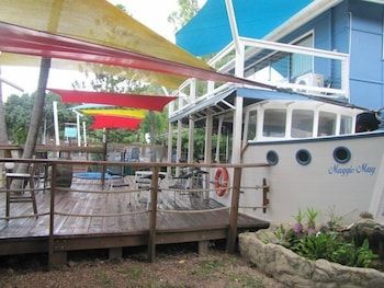 Arcadia Beach Guest House 2