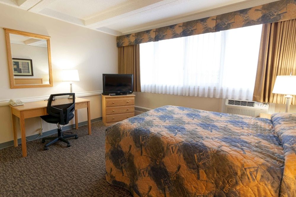 BCMInns Fort McMurray 3