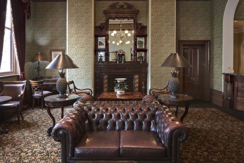 Craig's Royal Hotel 2