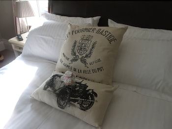 Hooray Henrys Sheringham 2