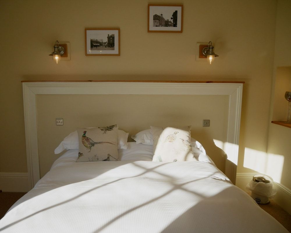 White Hart Hotel & Restaurant 3