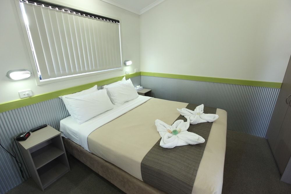 Shoal Bay Holiday Park 2