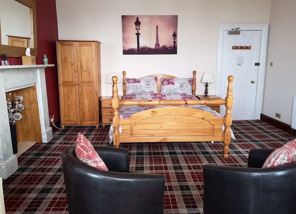 Summer's Bay Hotel 2