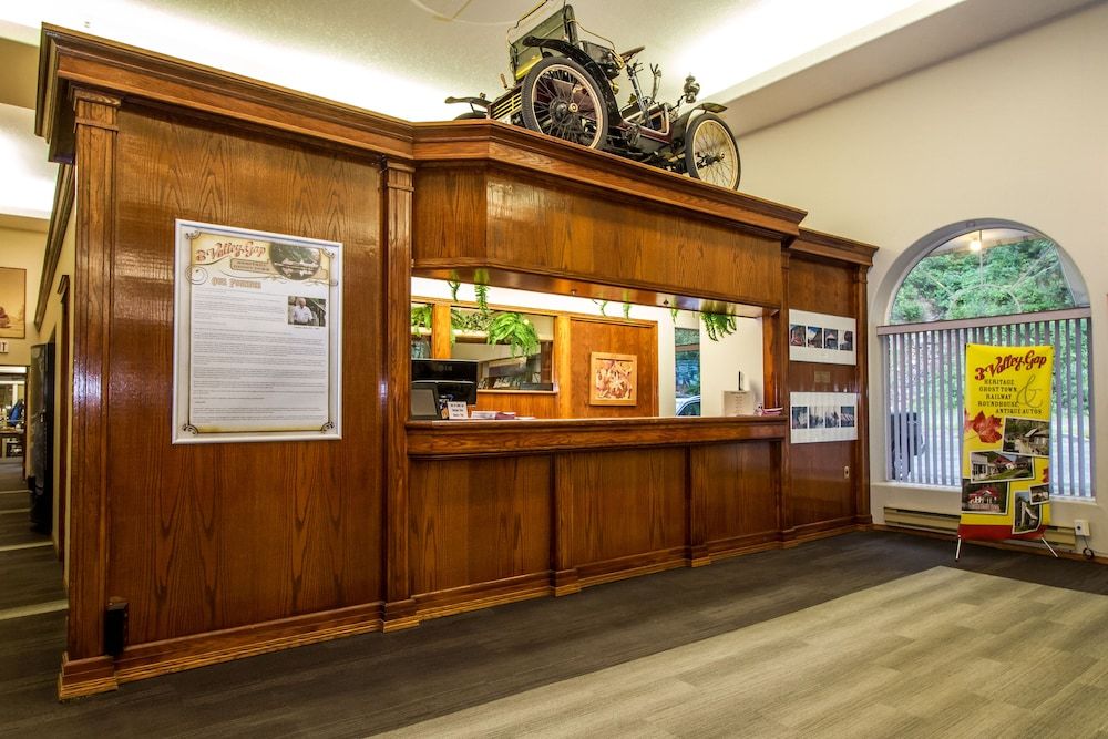 Three Valley Lake Chateau 3