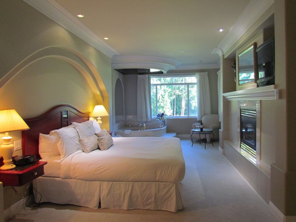 Crown Isle Resort and Golf Community 3