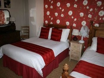 The Three Cups Inn 3