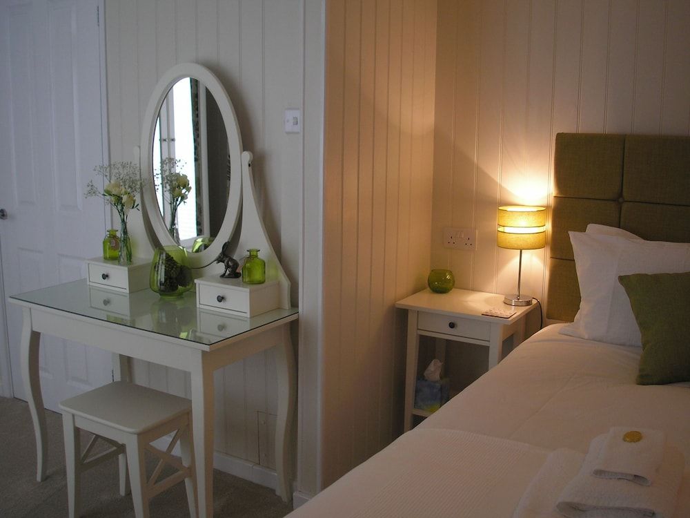 Petherton Cottage 3