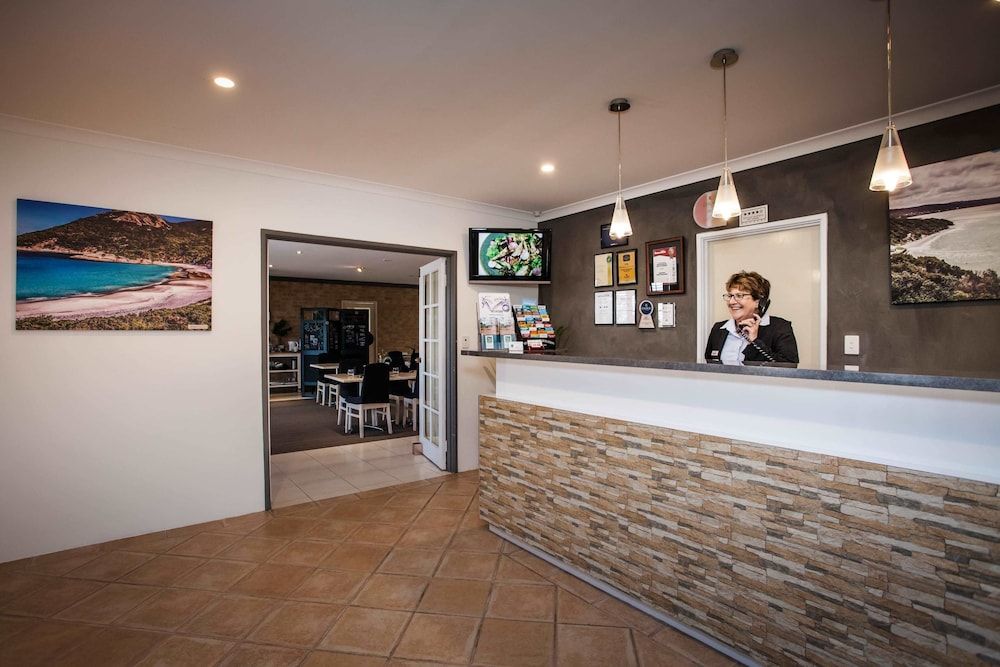 Quality Apartments Banksia Gardens WA 3