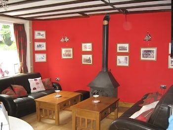 The Old Bakers Cottage B&B 2