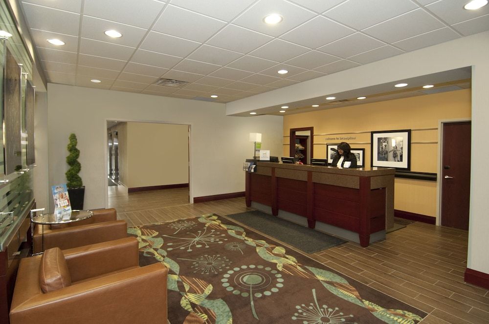 Hampton Inn by Hilton Brampton Toronto 2