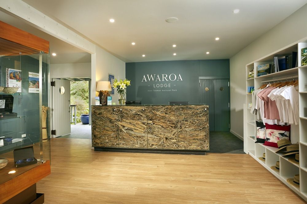 Awaroa Lodge 2