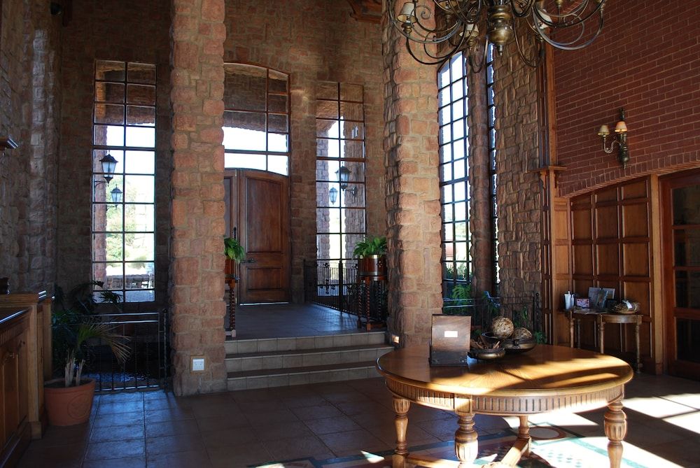 Gooderson Kloppenheim Country Estate 2