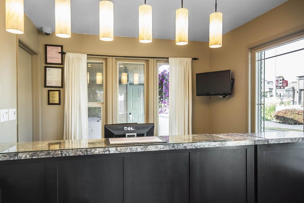 Econo Lodge Vernon 2