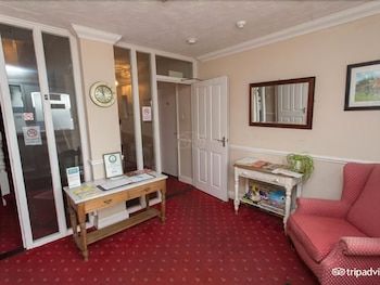 The Beeches Guest House 3