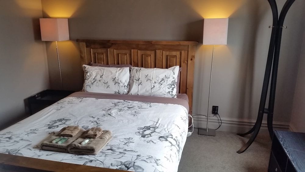 Designer Cottage B&B 3 Designer Cottage B&B 3