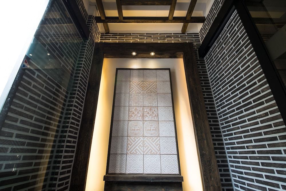 Smart Tourist Hotel 2