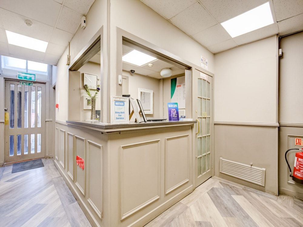 OYO Lomond Park Hotel 3