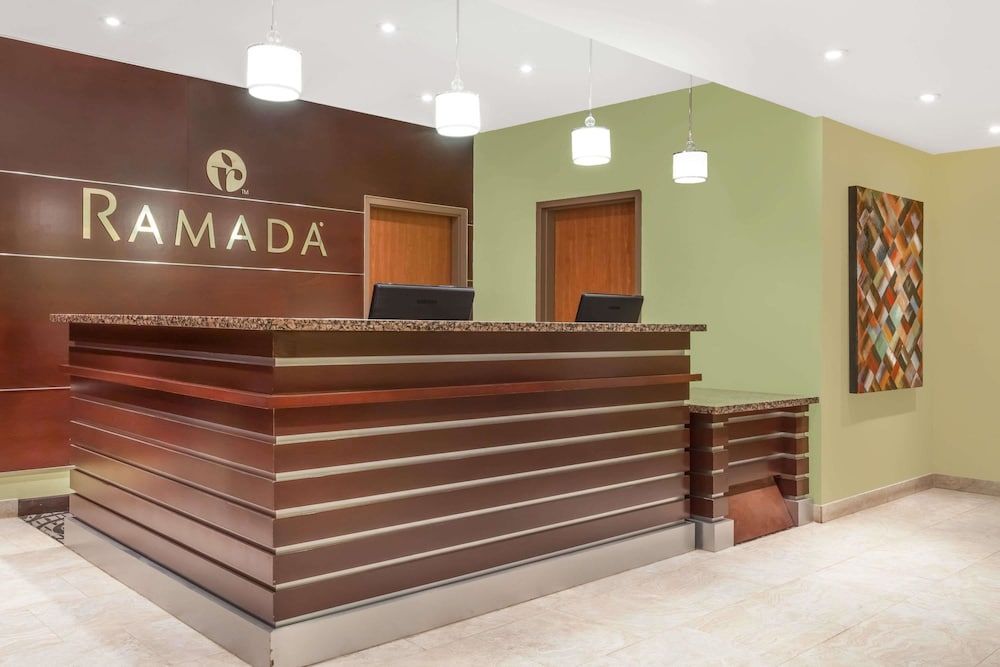 Ramada by Wyndham Carlyle 2