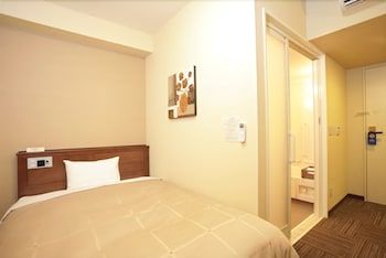 Hotel Route-Inn Tsuruoka Ekimae 2