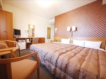 Hotel Route-Inn Nakatsu-Ekimae 3