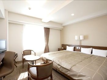 Hotel Route-Inn Tokuyama Ekimae 2