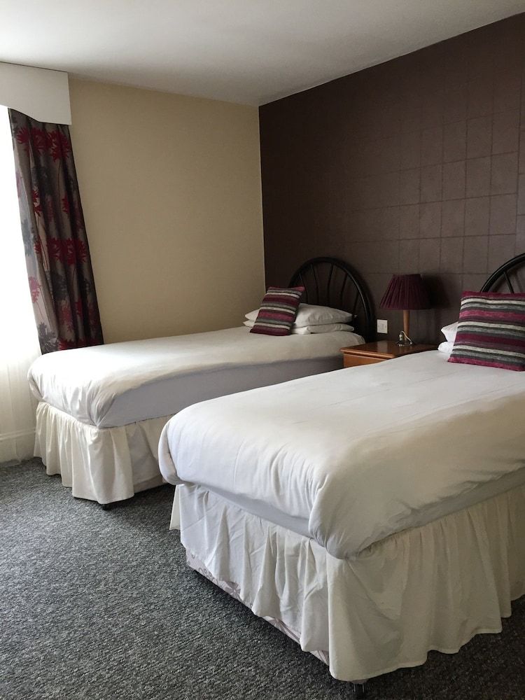 Cefn Mably Hotel 3