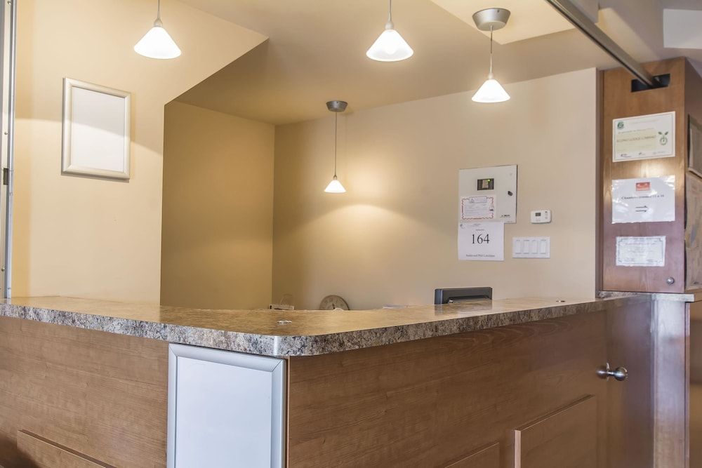 Econo Lodge Temiscouata Sur Le Lac 2