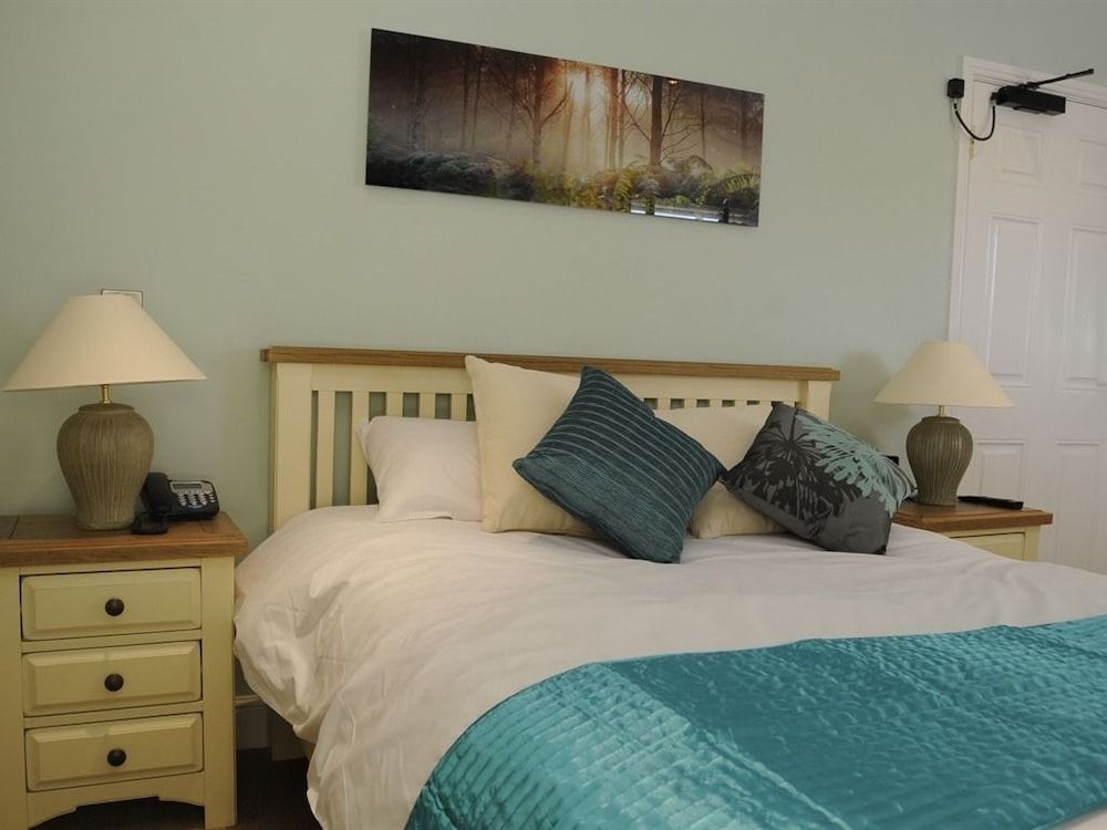 The Walnut Tree Inn 2