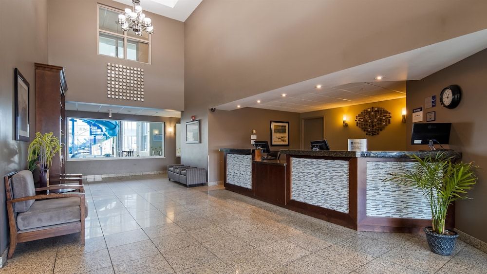 Best Western Plus Brandon Inn 2