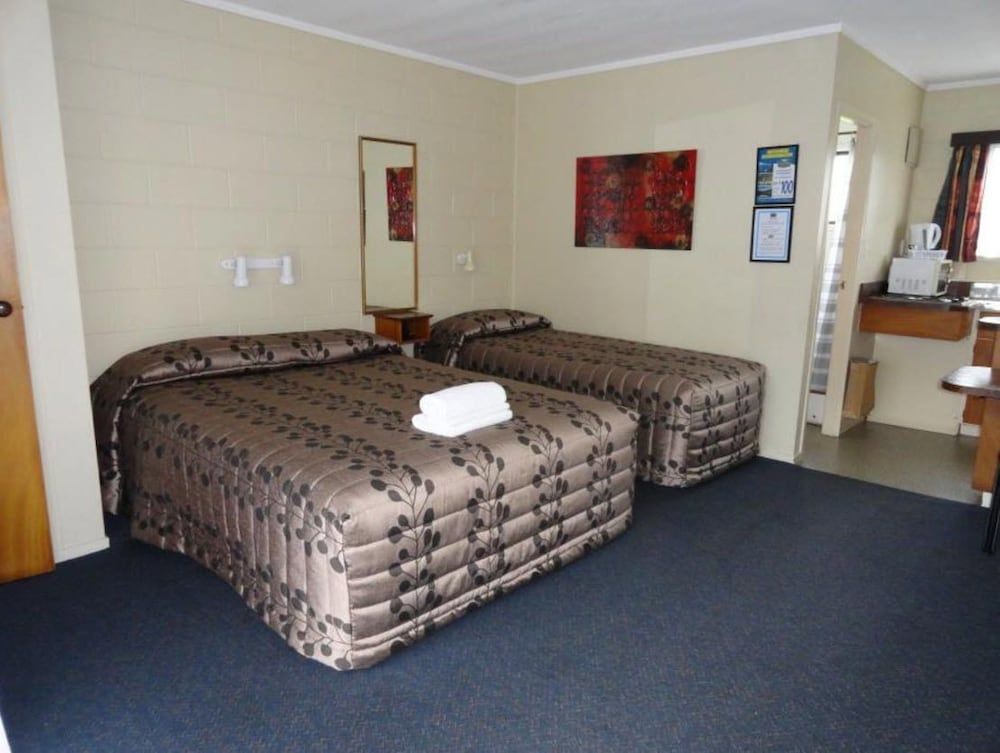 ASURE Wayfarer Motel 2