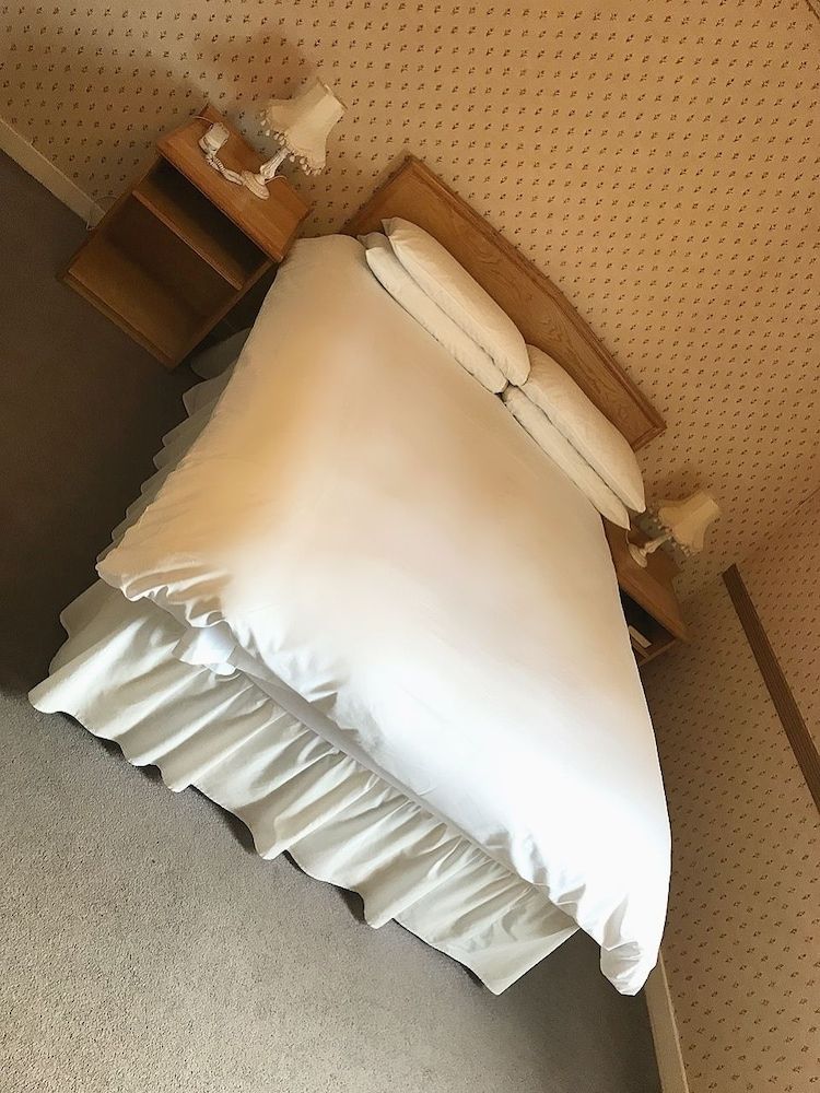 The Victoria Hotel 2