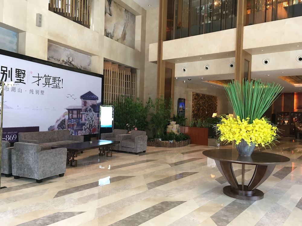 Grandskylight Hotel 3