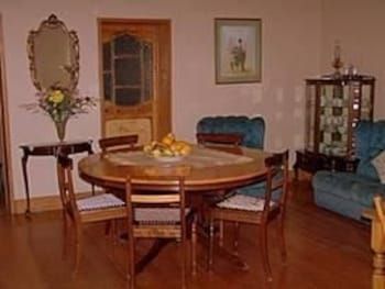 Top House Bed & Breakfast 3