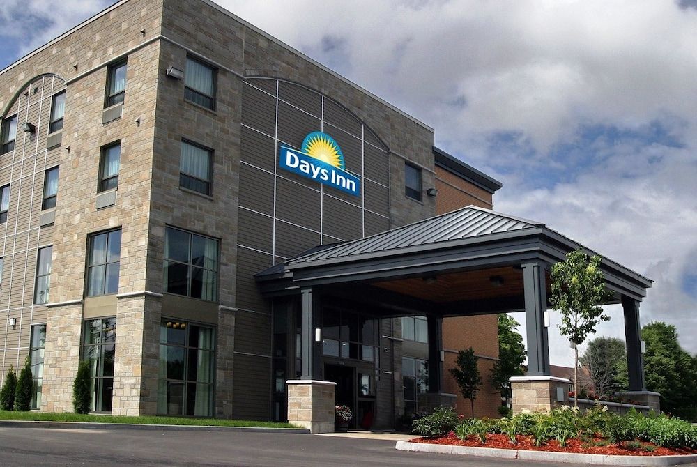 Days Inn by Wyndham Levis 4 estrelas em Lévis