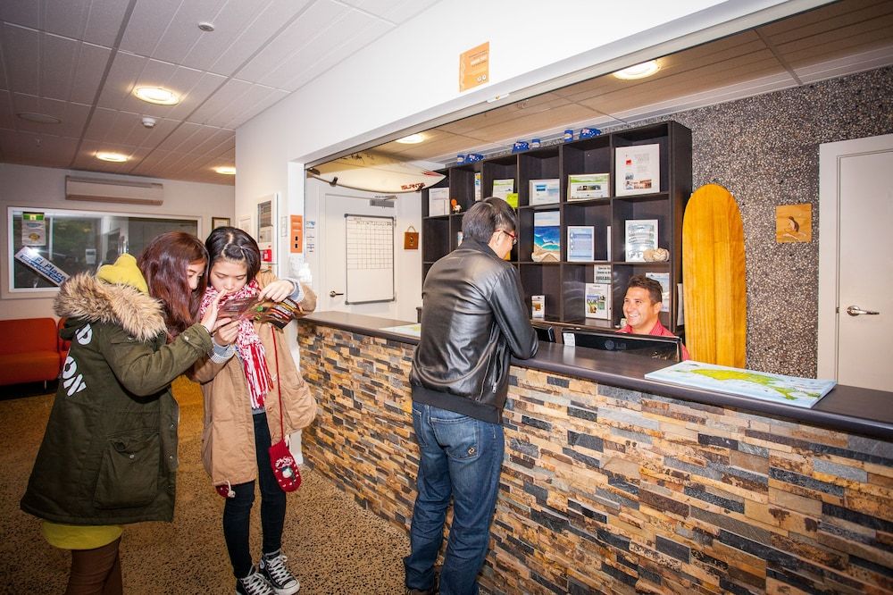 The Island Accommodation - Hostel 2